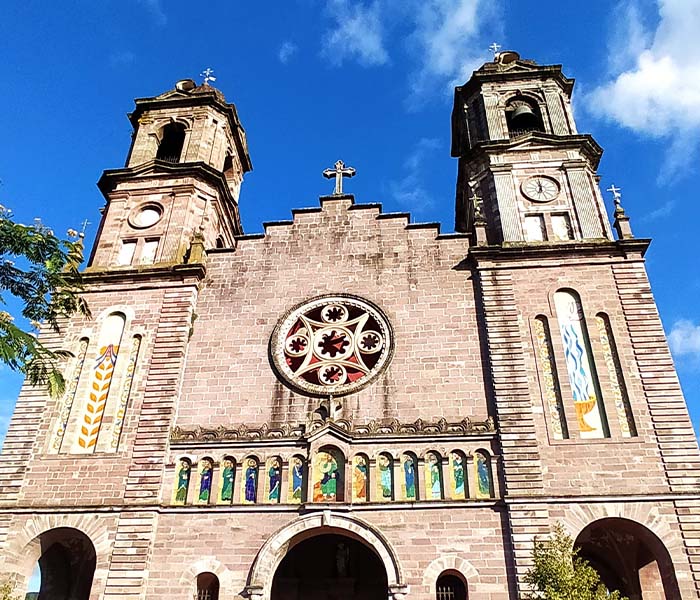 Iglesia-de-santiago-elizondo