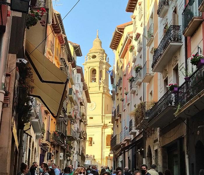 calle-de-la-curia-pamplona