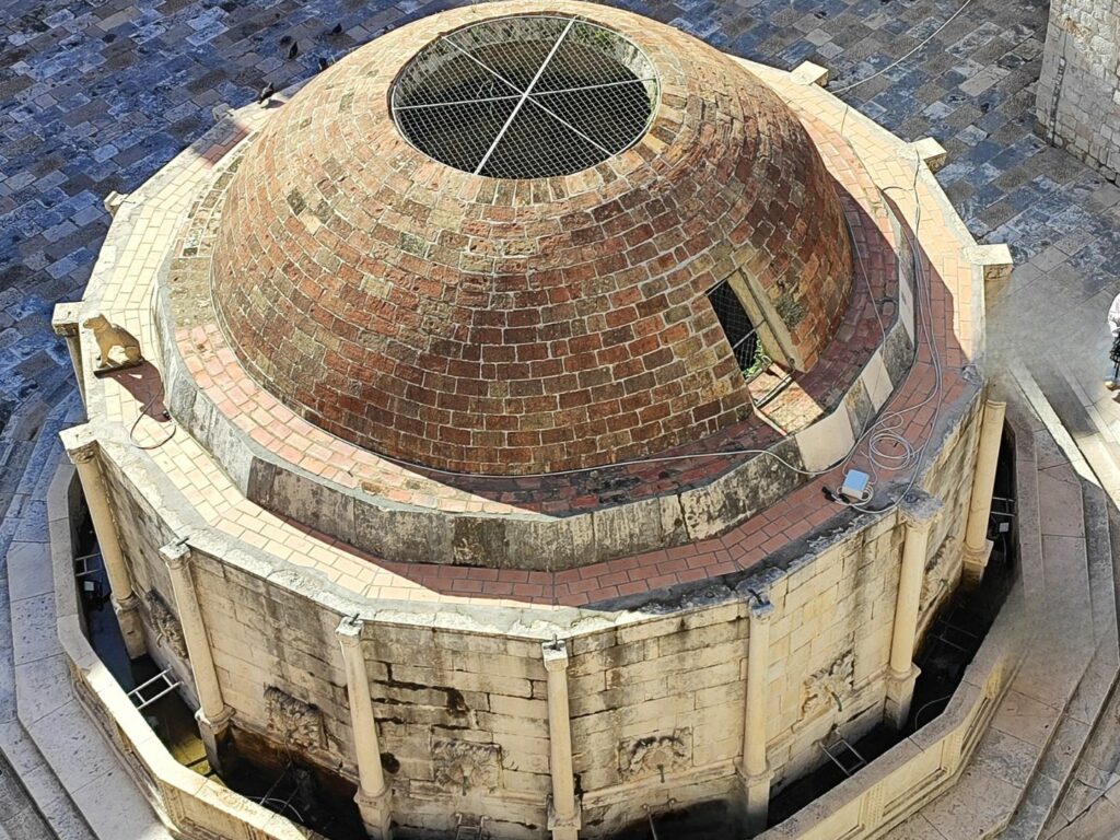 fuente de onofrio