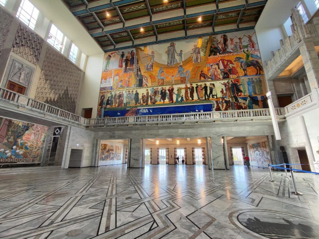 interior ayuntamiento de oslo